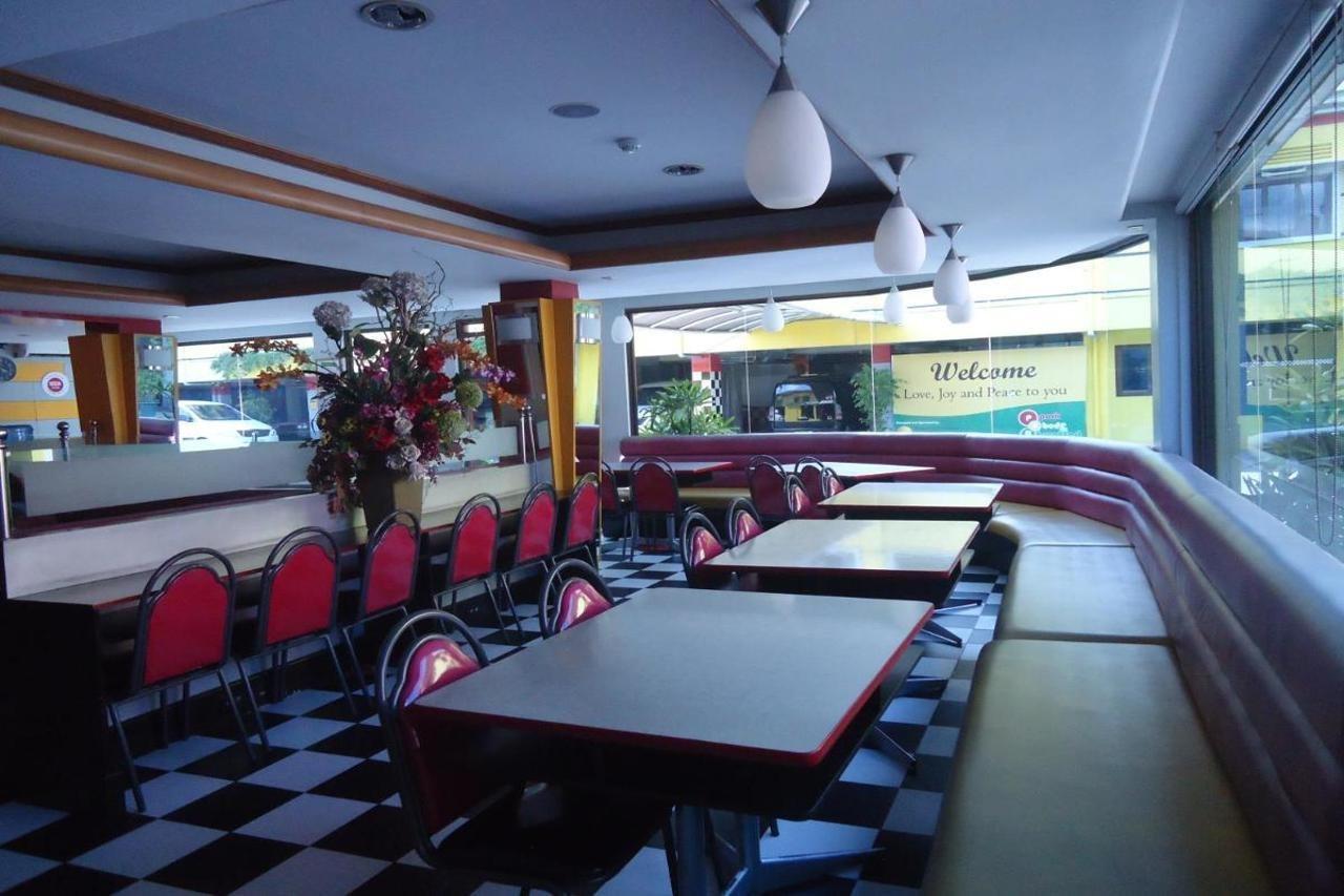 Park Bed And Breakfast Hotel ปาไซ ภายนอก รูปภาพ