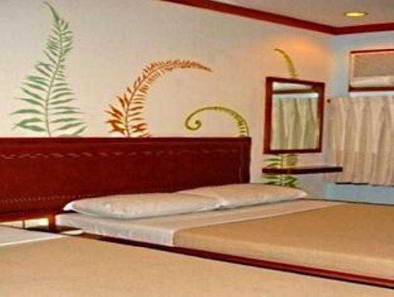 Park Bed And Breakfast Hotel ปาไซ ภายนอก รูปภาพ