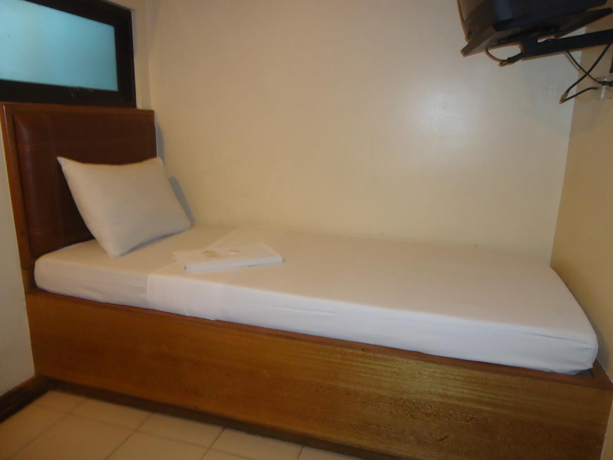 Park Bed And Breakfast Hotel ปาไซ ภายนอก รูปภาพ